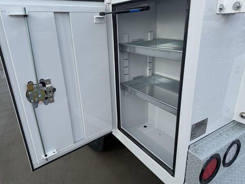 New 2024 Ford F350 XL w/ XL Chrome Package image 9