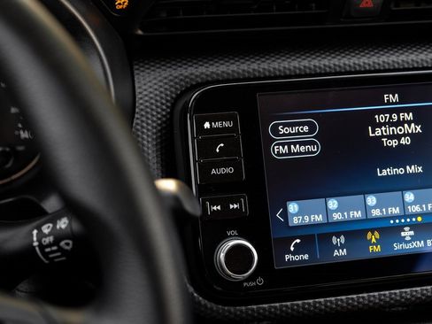 Used 2024 Nissan Kicks SV image 33