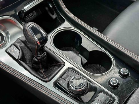 Used 2020 Nissan Maxima SR w/ Sport Mat Group FWD image 35