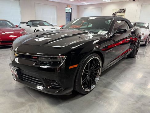 Used 2014 Chevrolet Camaro SS w/ RS Package RWD image 27