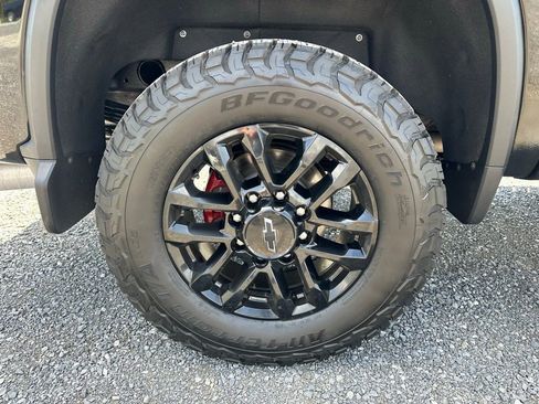 Used 2025 Chevrolet Silverado 2500 LTZ w/ Trail Boss Package AWD/4WD image 21