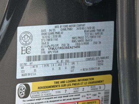 Used 2025 Ford Expedition Tremor AWD/4WD image 42