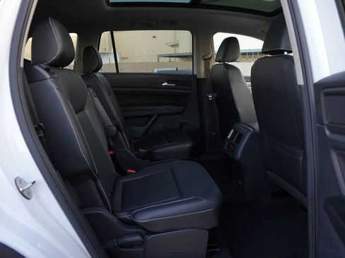 Used 2021 Volkswagen Atlas SEL FWD image 20