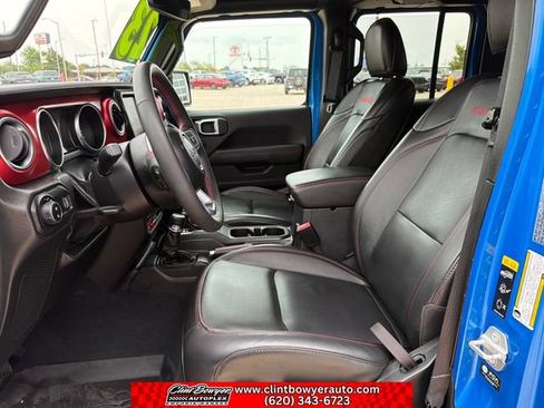 Used 2023 Jeep Gladiator Rubicon w/ Cold Weather Group AWD/4WD image 10