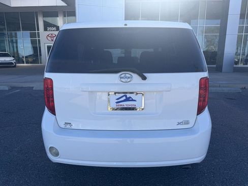 Used 2010 Scion xB image 4