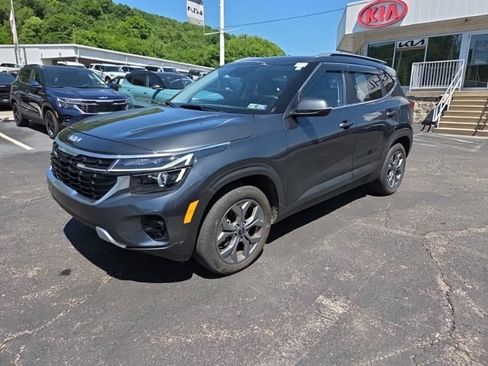 Used 2024 Kia Seltos S AWD/4WD image 3