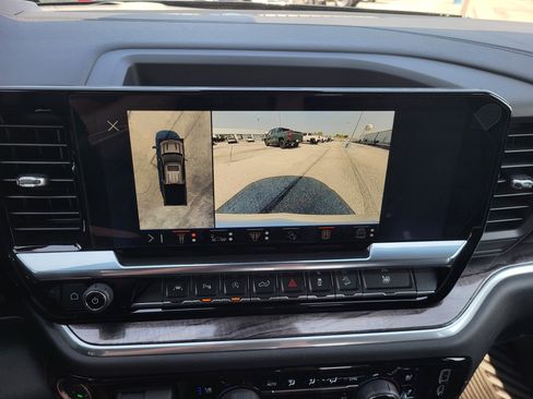 New 2026 Chevrolet Silverado 1500 LTZ w/ Z71 Off-Road Package image 13