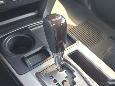 Used 2022 Toyota 4Runner Limited image 30