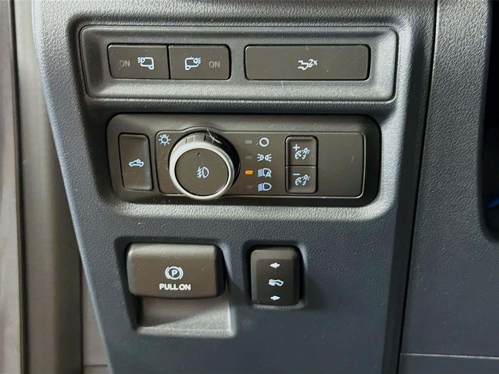 Used 2022 Ford F150 Lariat w/ Equipment Group 502A High AWD/4WD image 10