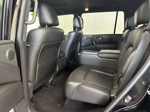 Used 2022 Nissan Armada SL w/ Midnight Edition Package RWD image 12