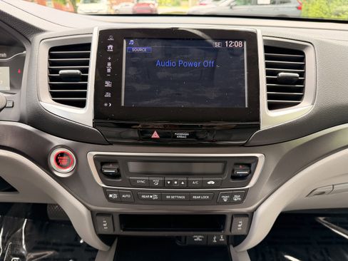 Used 2018 Honda Pilot EX-L image 19