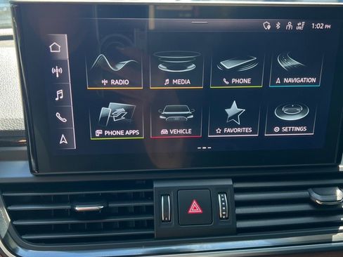 Used 2022 Audi Q5 2.0T Premium w/ Convenience Package image 30