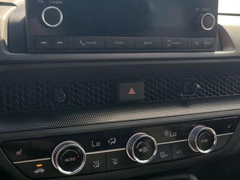 Used 2023 Honda CR-V Sport image 3