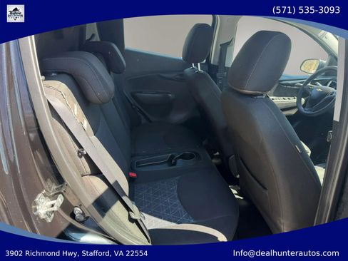 Used 2021 Chevrolet Spark LT FWD image 19