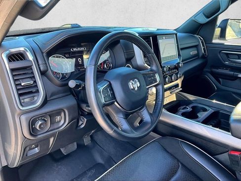 Used 2024 RAM 1500 Laramie AWD/4WD image 14