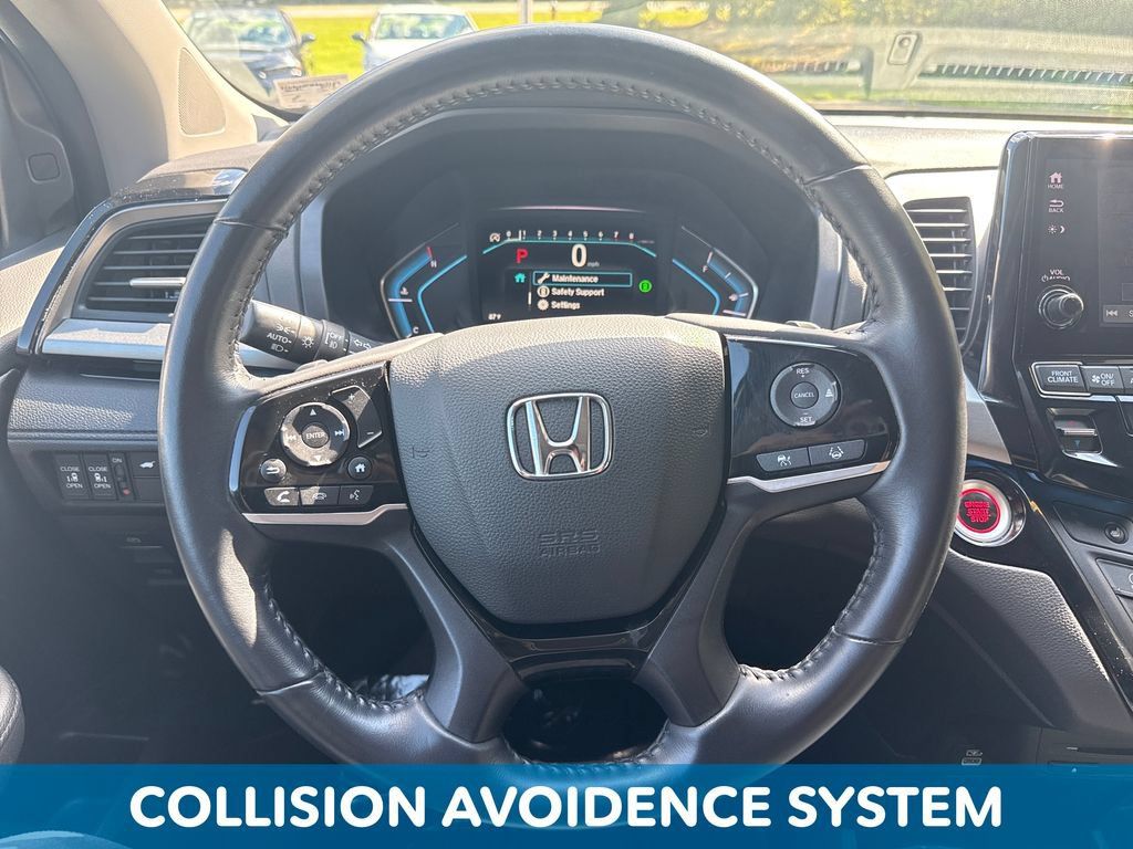 Certified 2024 Honda Odyssey Touring image 13