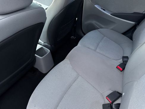 Used 2012 Hyundai Accent GS image 13