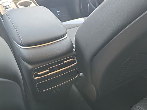 New 2026 Genesis GV70 2.5T AWD/4WD image 11