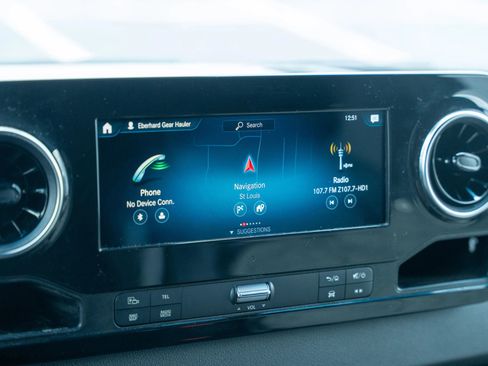 Used 2019 Mercedes-Benz Sprinter 4x4 144 image 4