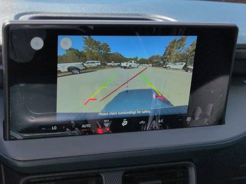 New 2025 Ford Maverick XL image 21