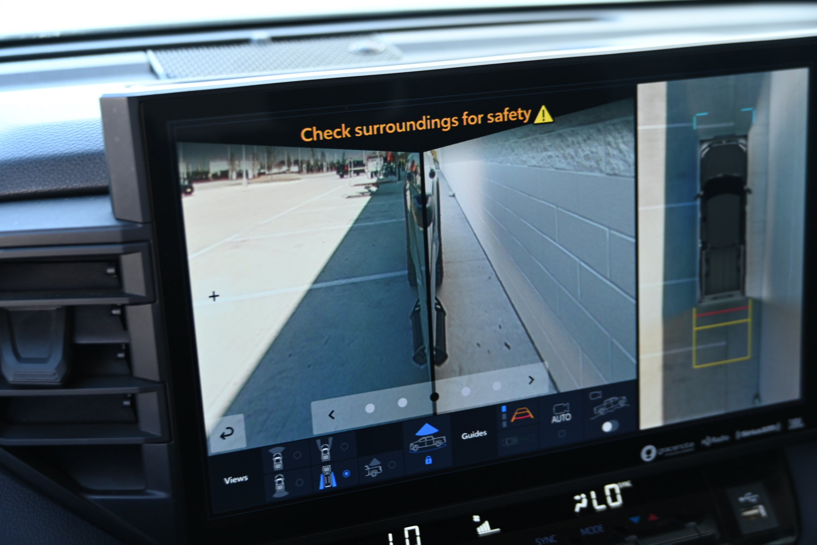 Used 2022 Toyota Tundra TRD Pro AWD/4WD image 35