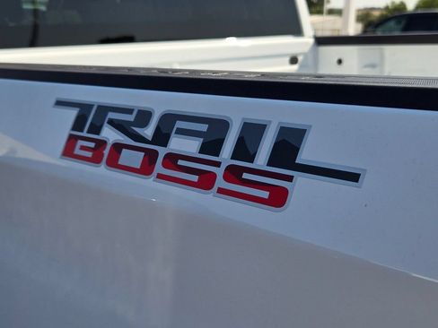 Used 2024 Chevrolet Silverado 1500 LT Trail Boss AWD/4WD image 18