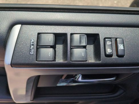 Used 2023 Toyota 4Runner SR5 AWD/4WD image 15