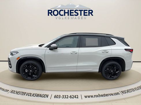 New 2026 Volkswagen Tiguan SE R-Line AWD/4WD image 3