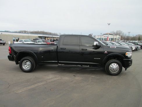 Used 2022 RAM 3500 Laramie image 4