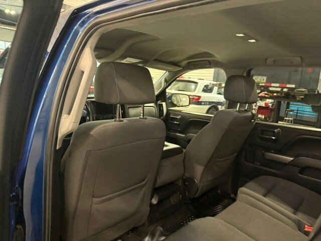 Used 2017 Chevrolet Silverado 1500 LT w/ All Star Edition AWD/4WD image 35