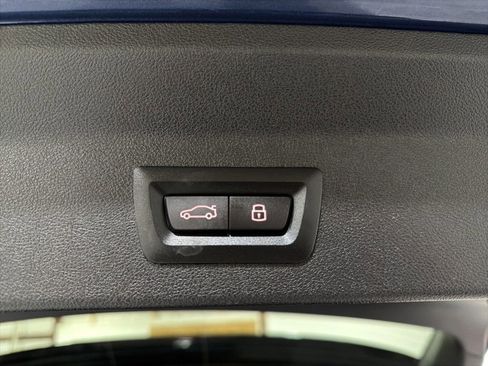 Used 2024 BMW X3 M40i w/ Shadowloine Package image 39