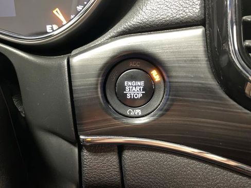 Used 2021 Jeep Grand Cherokee Limited w/ Trailer Tow Group IV image 23