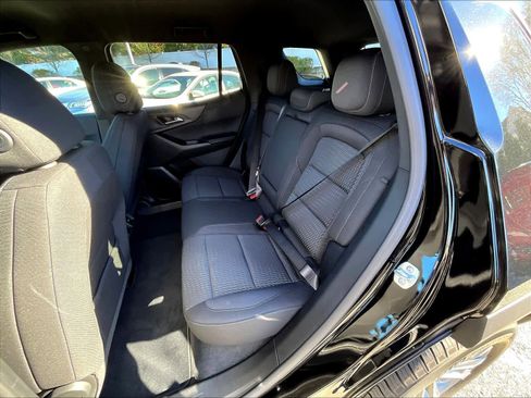 Used 2025 Chevrolet Equinox LT image 15