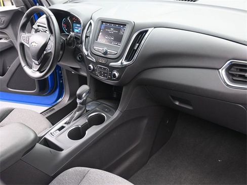 Used 2024 Chevrolet Equinox LT image 29