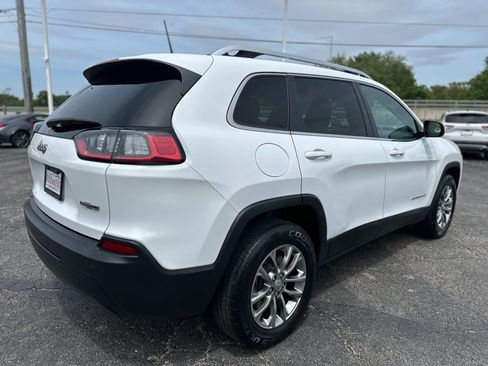 Used 2019 Jeep Cherokee Latitude Plus w/ Comfort/Convenience Group AWD/4WD image 5