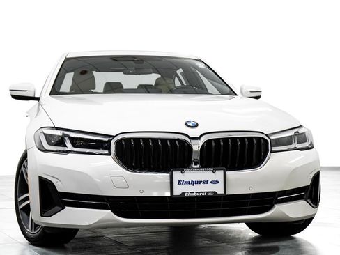 Used 2023 BMW 530i xDrive w/ Premium Package AWD/4WD image 3