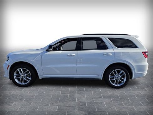 Used 2023 Dodge Durango GT image 3