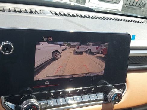 New 2026 GMC Canyon AT4 AWD/4WD image 22