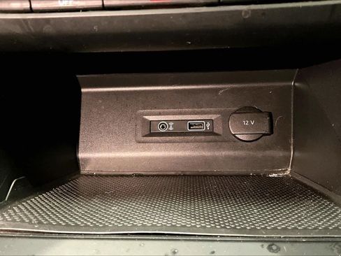 Used 2019 Volkswagen Atlas SE w/ Towing Package image 36