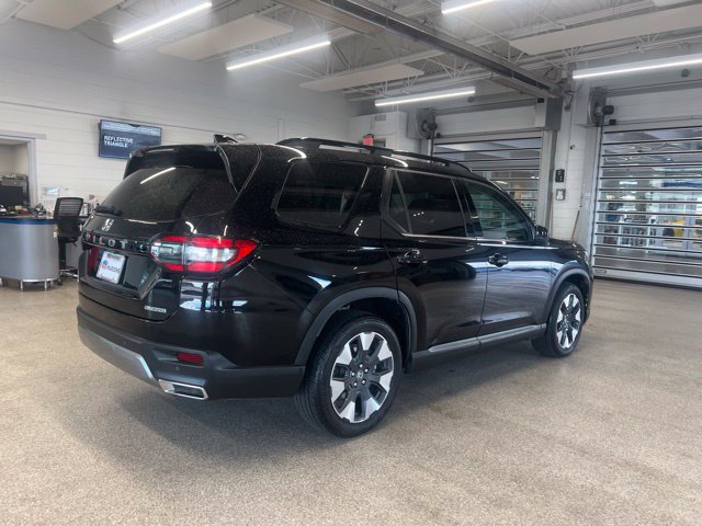 Used 2026 Honda Pilot Touring image 5