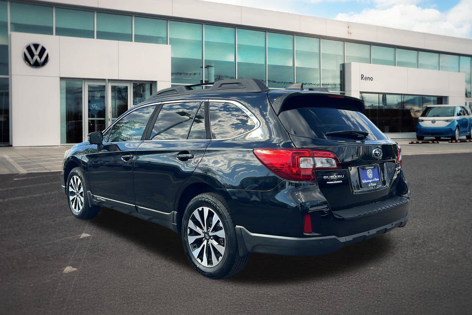 Used 2017 Subaru Outback 2.5i Limited AWD/4WD image 7