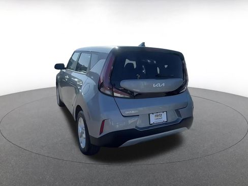 Used 2025 Kia Soul LX w/ LX Technology Package image 11