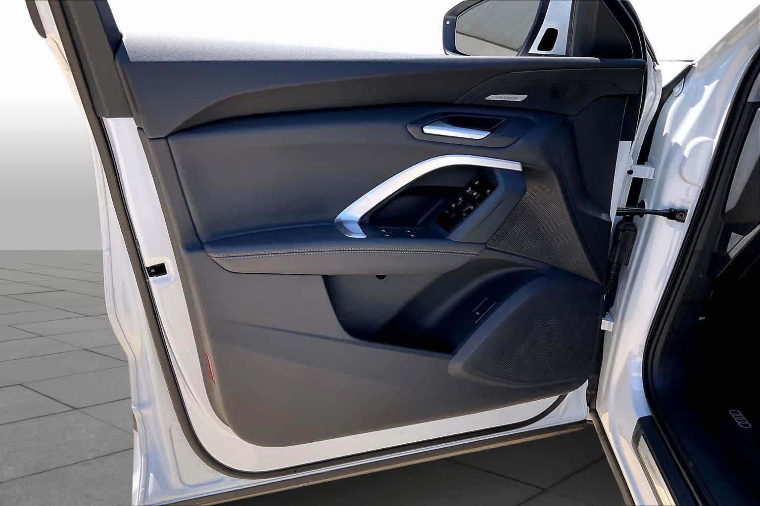 New 2026 Audi Q5 Premium Plus AWD/4WD image 10