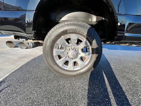 Used 2018 Ford F250 King Ranch w/ King Ranch Ultimate Package image 17