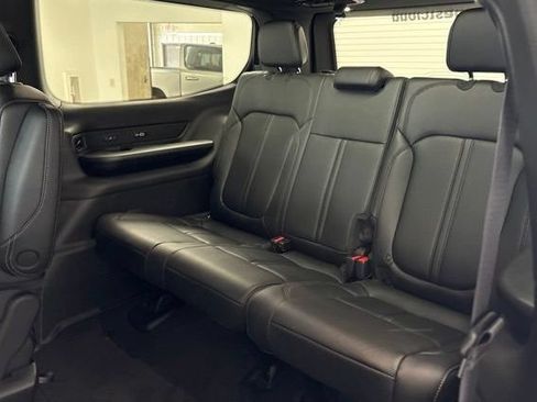 New 2026 Jeep Grand Wagoneer Limited AWD/4WD image 19