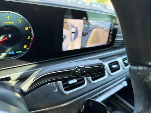 Certified 2023 Mercedes-Benz GLS 580 4MATIC image 26