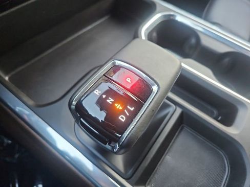 Certified 2025 Chevrolet Silverado 1500 High Country image 16