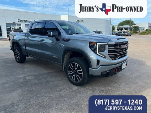 Used 2024 GMC Sierra 1500 AT4 w/ Technology Package AWD/4WD image 2