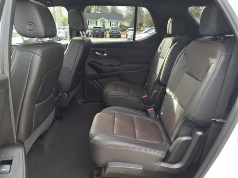 Used 2023 Chevrolet Traverse High Country image 13