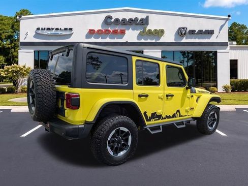 Used 2022 Jeep Wrangler Unlimited Rubicon w/ Steel Bumper Group AWD/4WD image 4